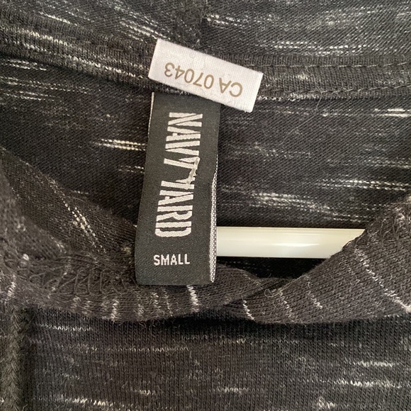 NWT Navy Yard Long Sleeve Shirt with Hood - Men’s S - Picture 4 of 6